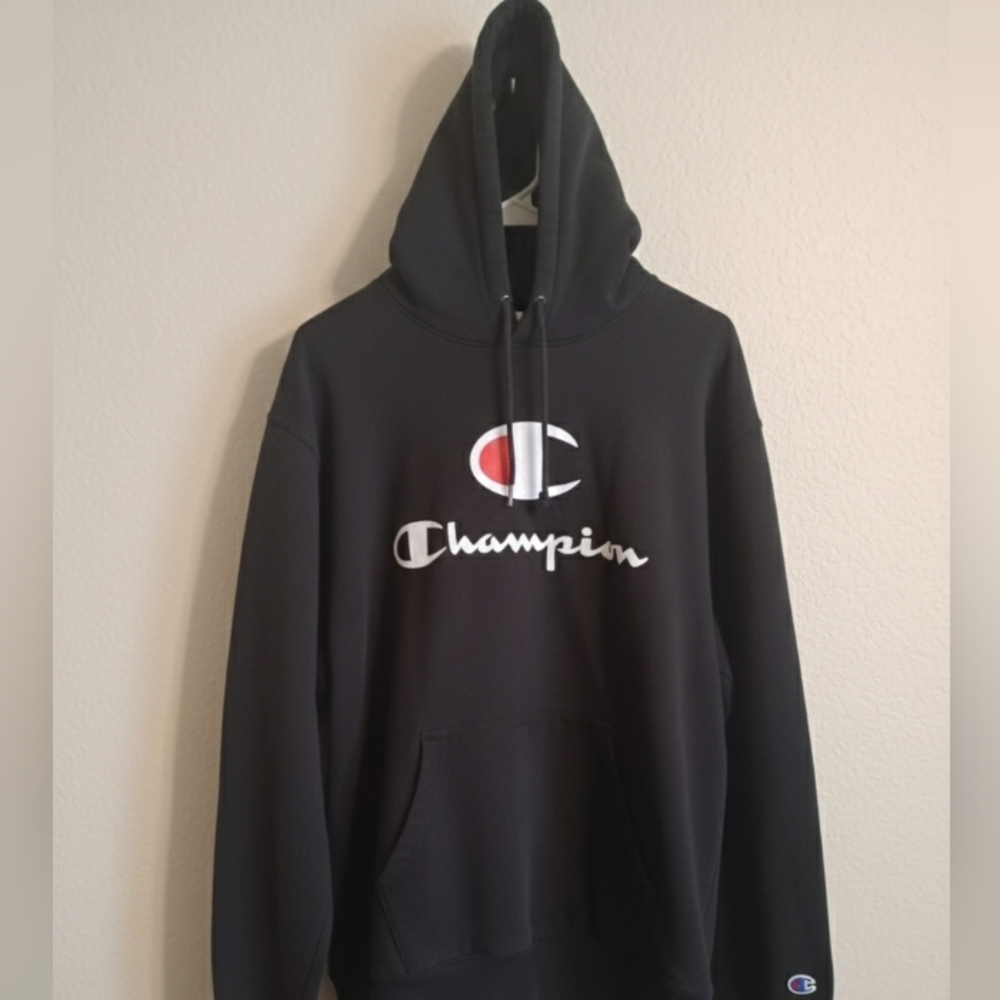 Champion Black Pullover Hoodie for Men/ Used Like New 1 In Stock